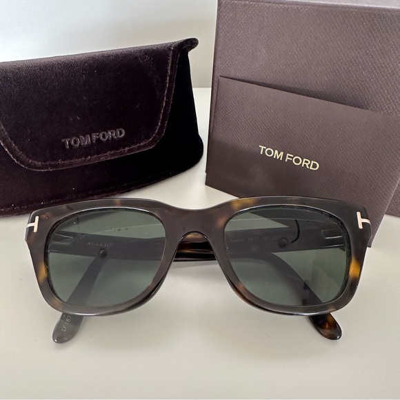 Tom Ford Accessories - Tom Ford Snowden 50mm Acetate Wayfarer Sunglasses in Havana Tortoise Brown
